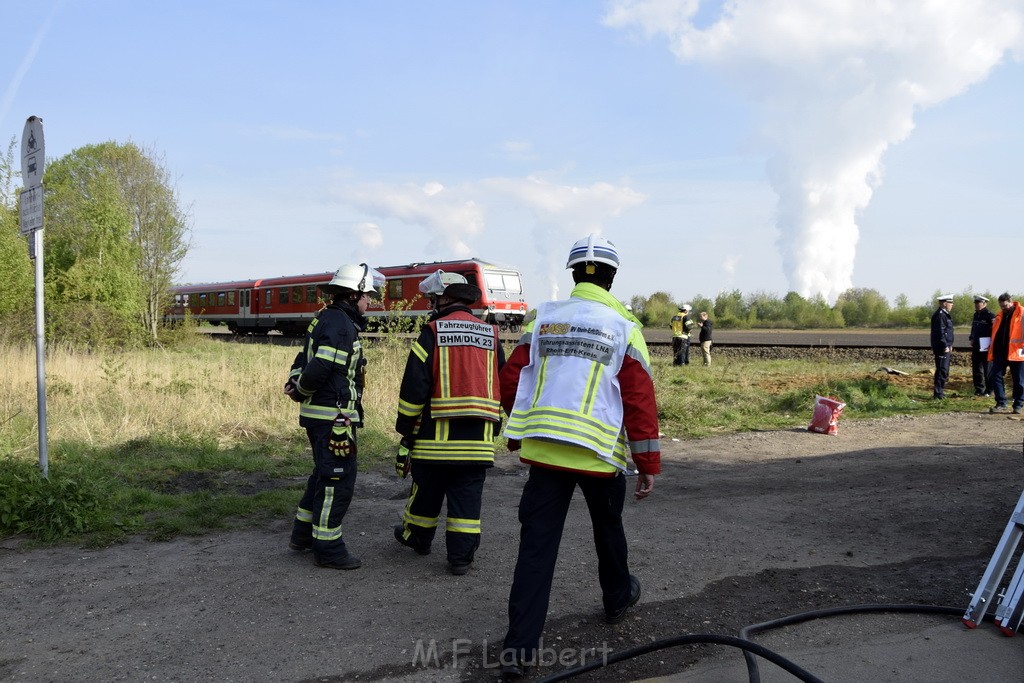 Schwerer VU LKW Zug Bergheim Kenten Koelnerstr P086.JPG - Miklos Laubert